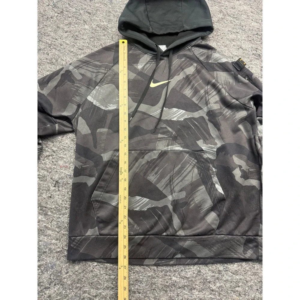 Nike therma fit